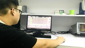 �z�y(c��)����